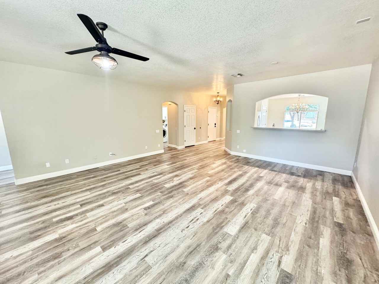 847 E La Costa Pl - Photo 3 of 49