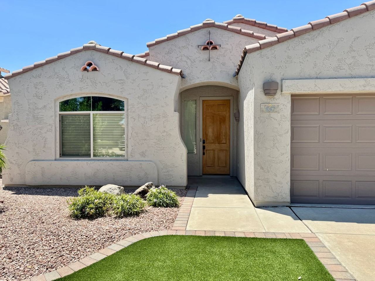 847 E La Costa Pl - Photo 7 of 49