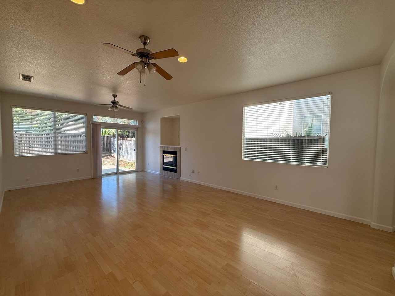 5900 Witt Way - Photo 3 of 12