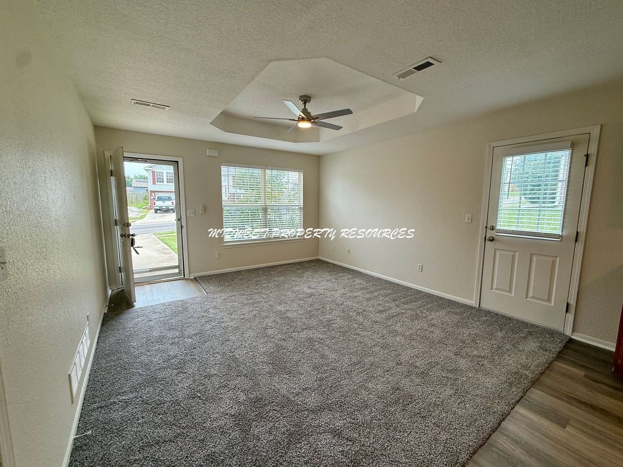 306 Ne 6th St Apt A - Photo 6 of 16