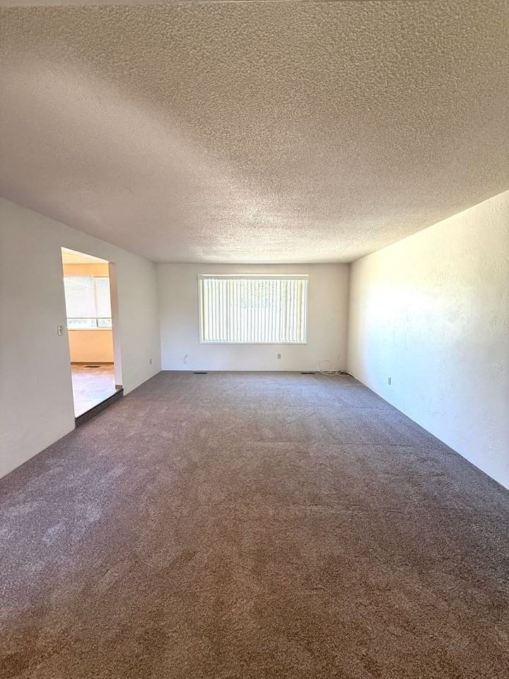 3051 Jason Way - Photo 2 of 17