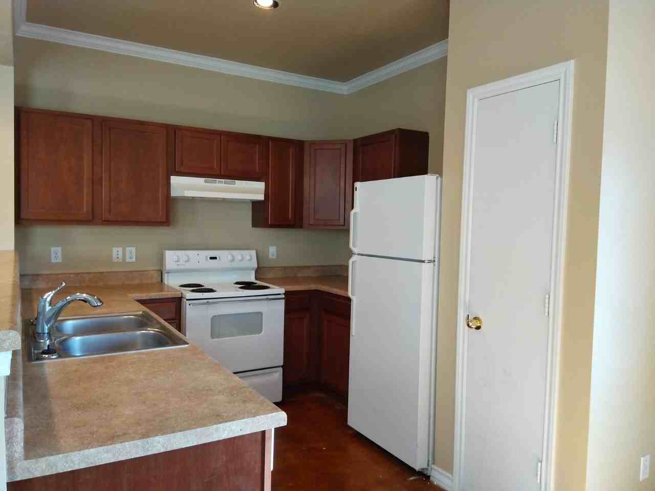 5026 Summit Wood #1 - Photo 5 of 23