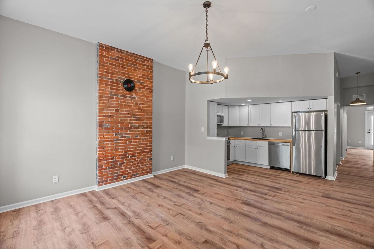 2403 Menard St - Photo 4 of 24