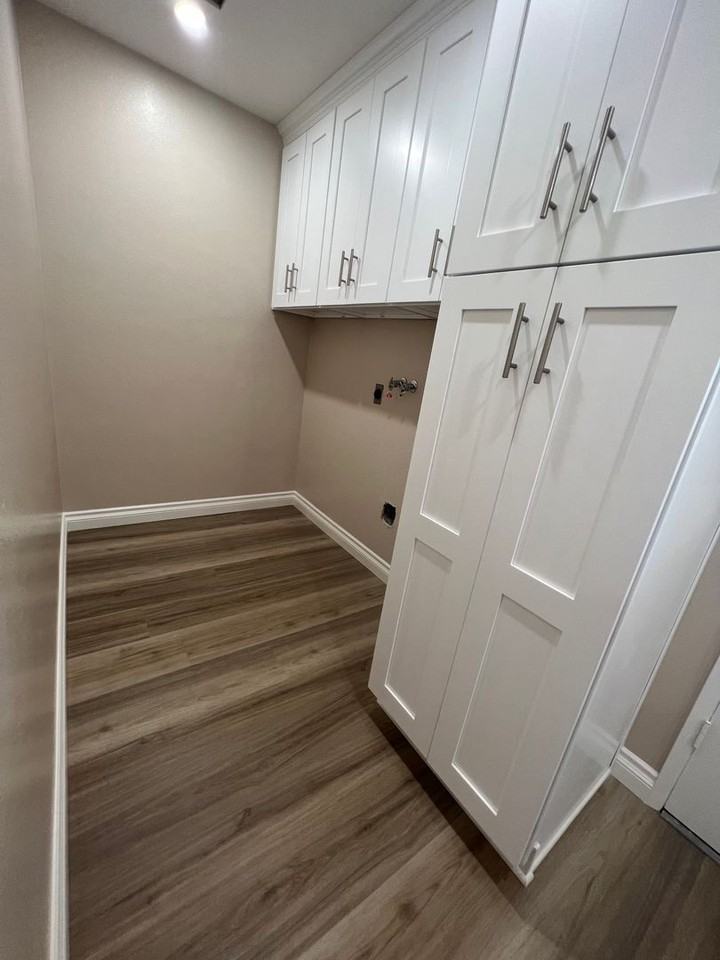 8107 Village 8 - Photo 3 of 13