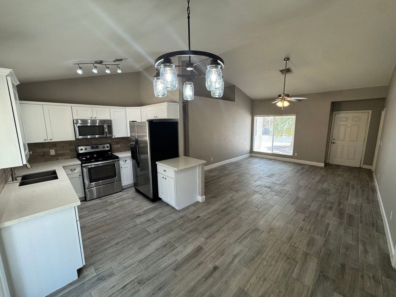 768 E Stottler Pl - Photo 6 of 28