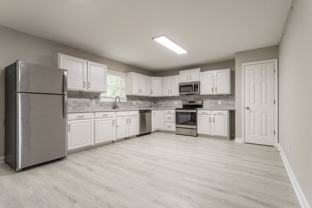424 Bashford Rd - Photo 1 of 1