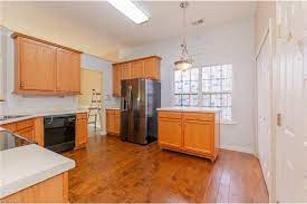 902 Satin Wood Dr - Photo 4 of 5