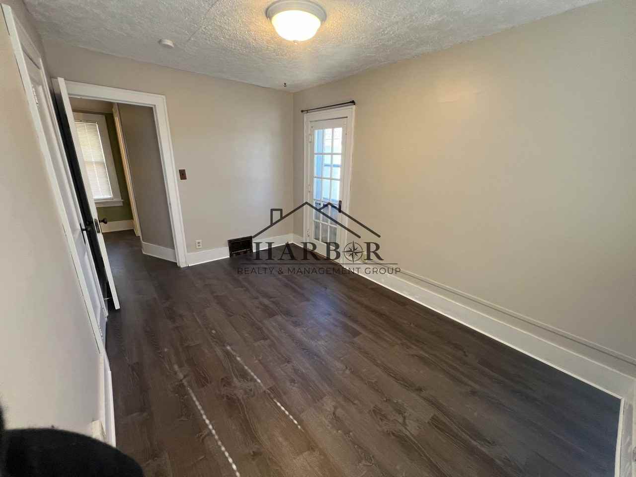 405 1st St Sw - Photo 4 of 18