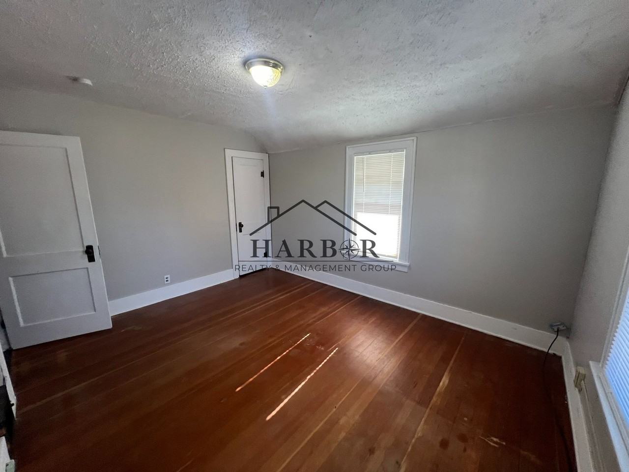 405 1st St Sw - Photo 7 of 18