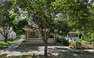 featured image of 366 E Hubbard Ave