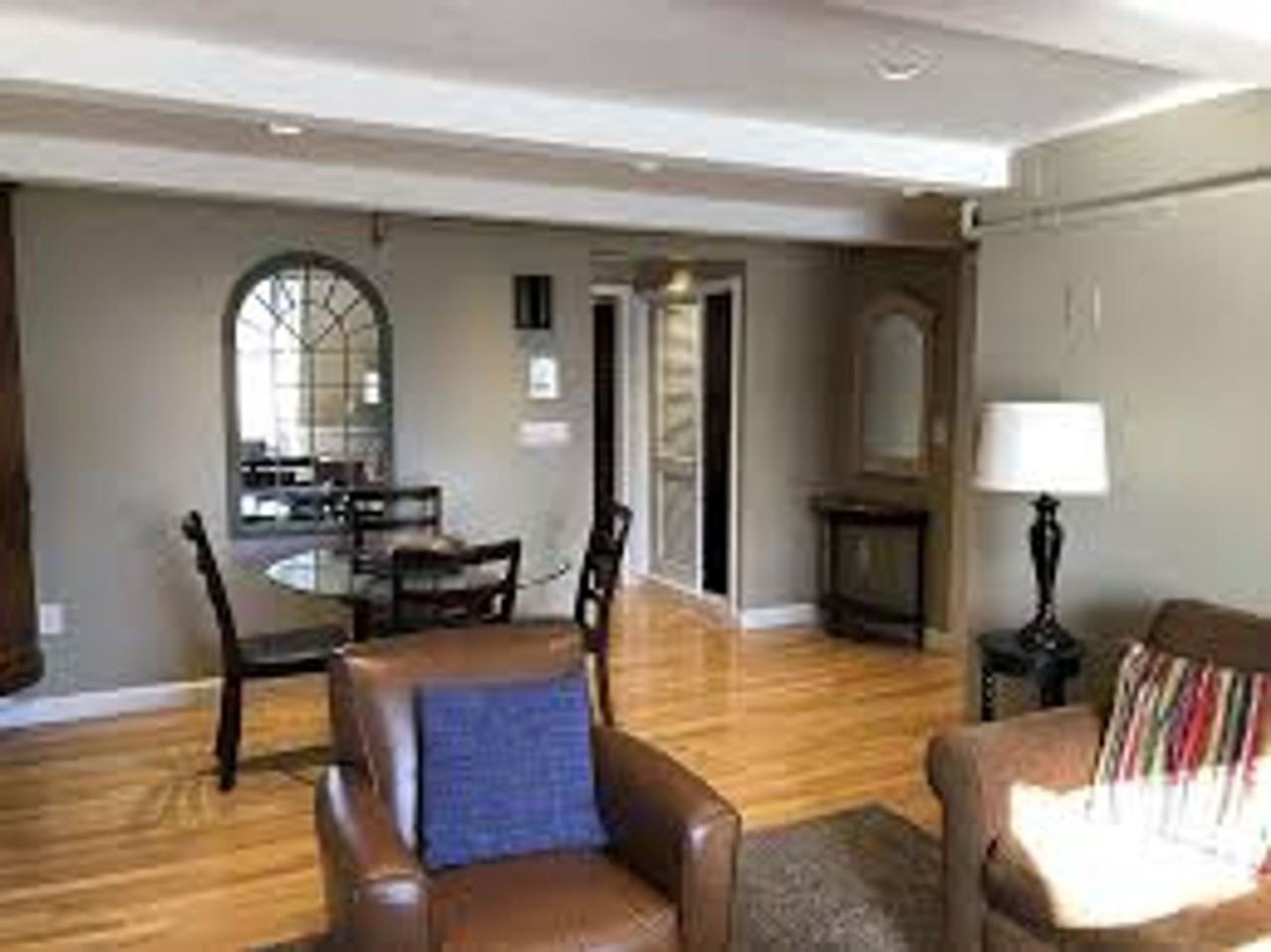 111 Beacon St - Photo 2 of 16