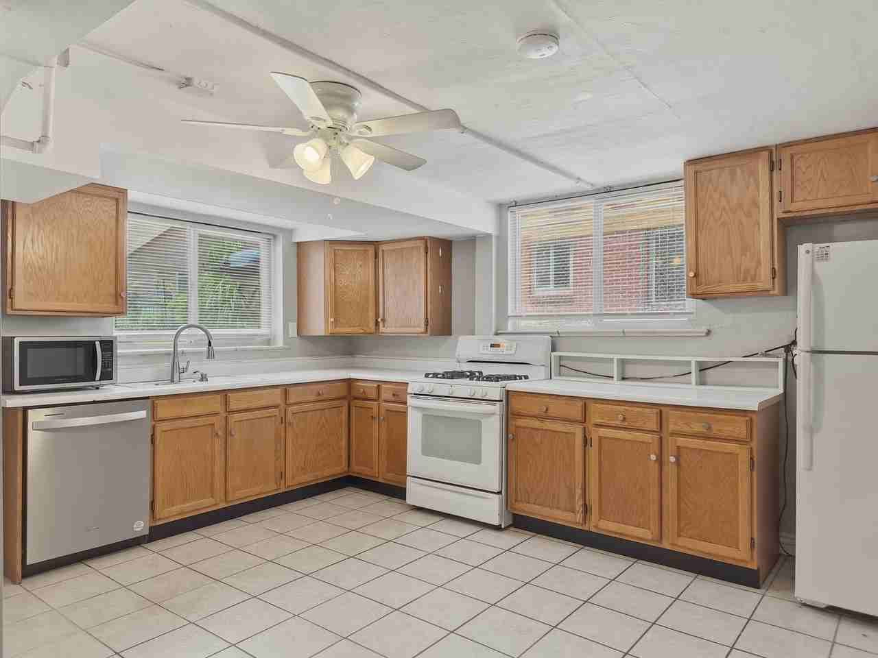 2936 W 42nd Ave - Photo 2 of 18