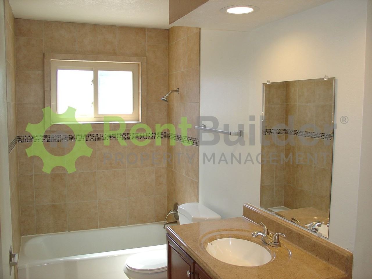 9801 Snowheights Blvd Ne - Photo 4 of 22