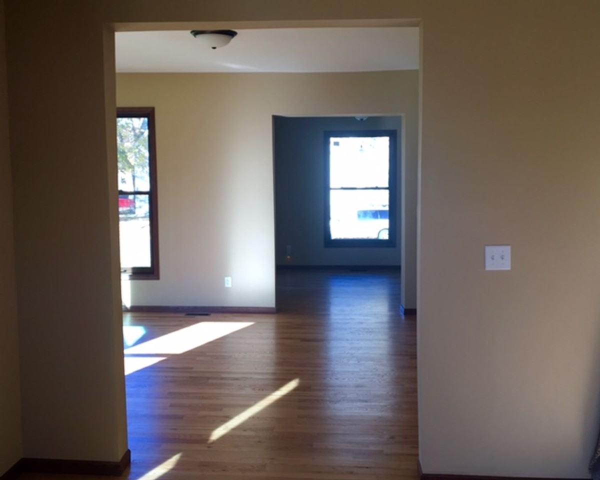 1423 Bever Ave Se - Photo 5 of 5