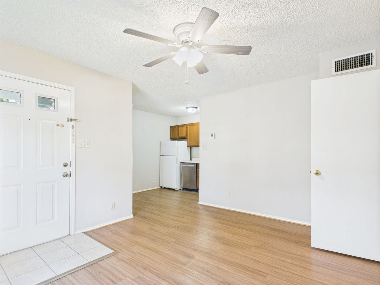 297 Billie Dr Bldg 2 - Photo 7 of 15