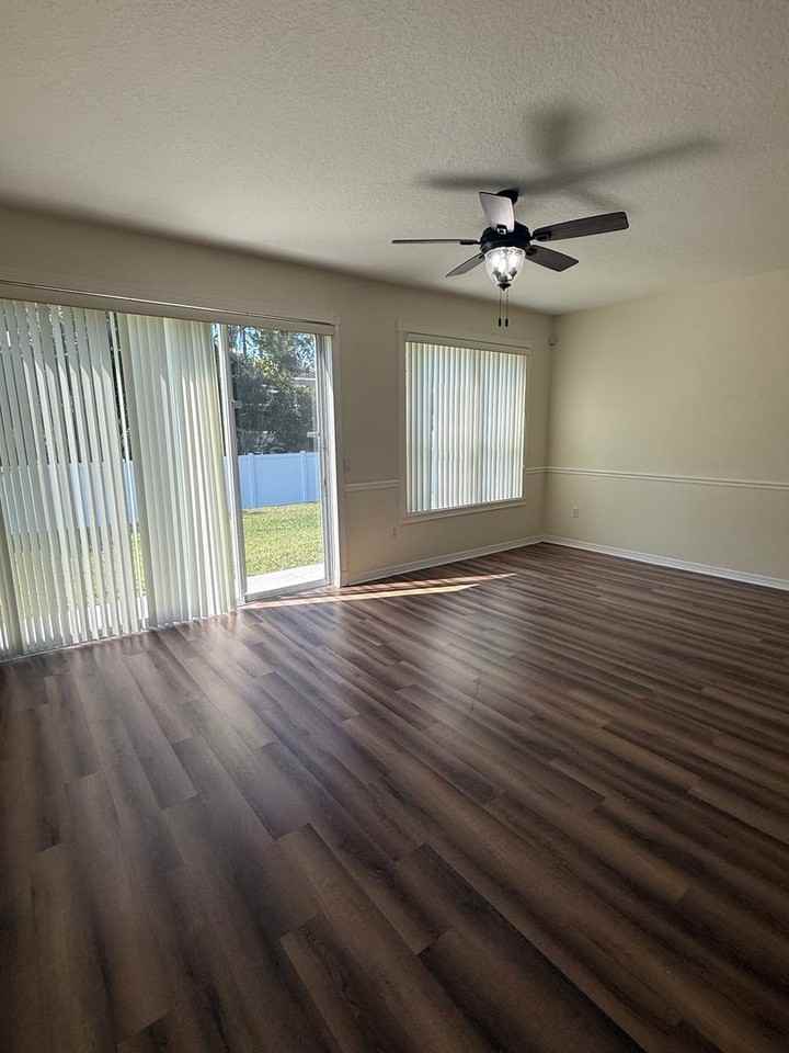 11636 Declaration Dr - Photo 6 of 15