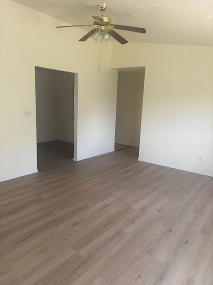 6414 Sw Lynnwood Ave - Photo 3 of 12