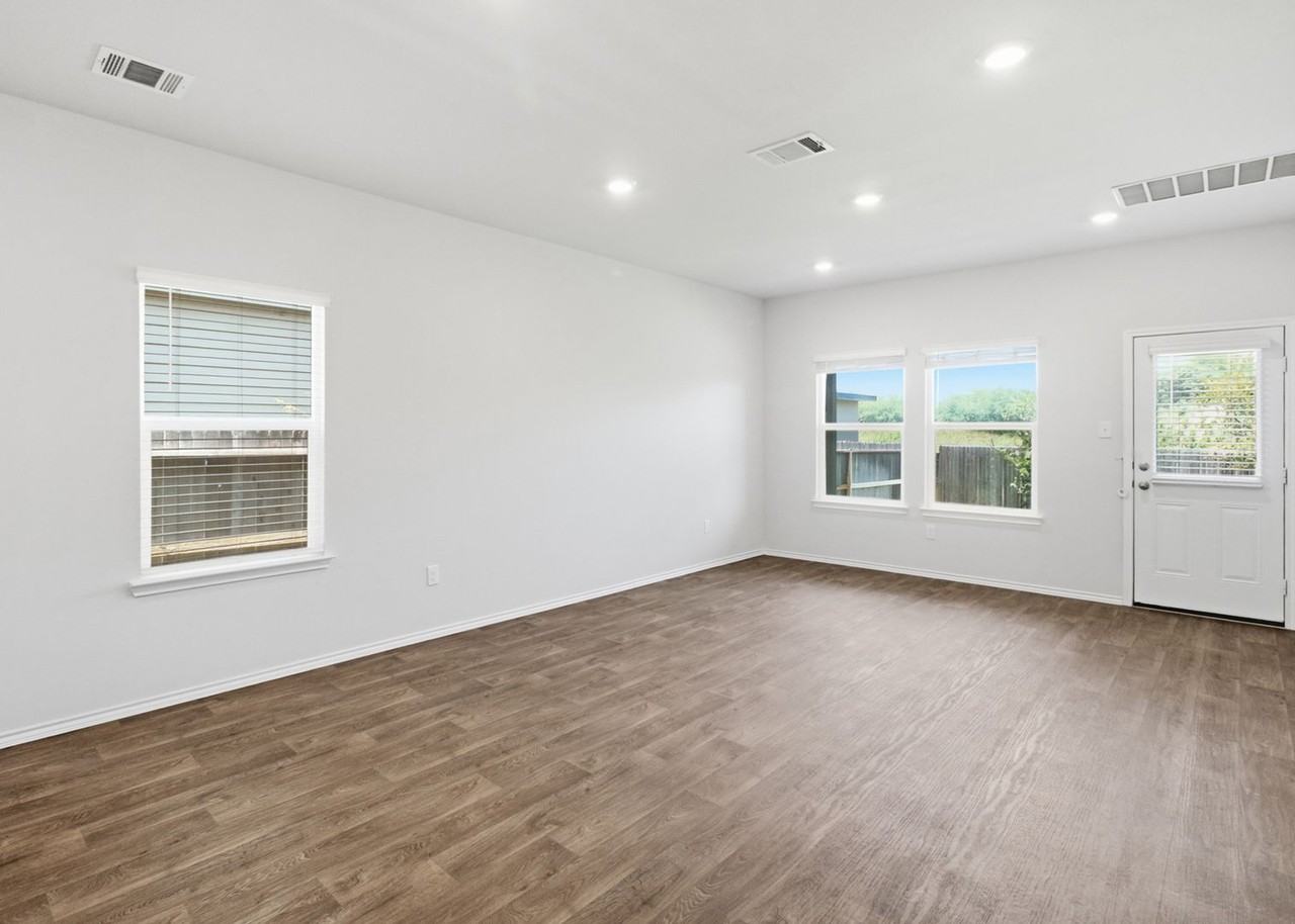12023 Allegheny Riv - Photo 3 of 28