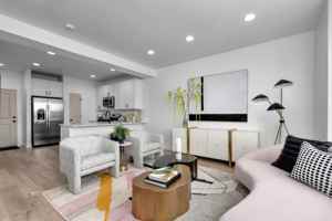 featured image of 722 E Snap Dragon Ln