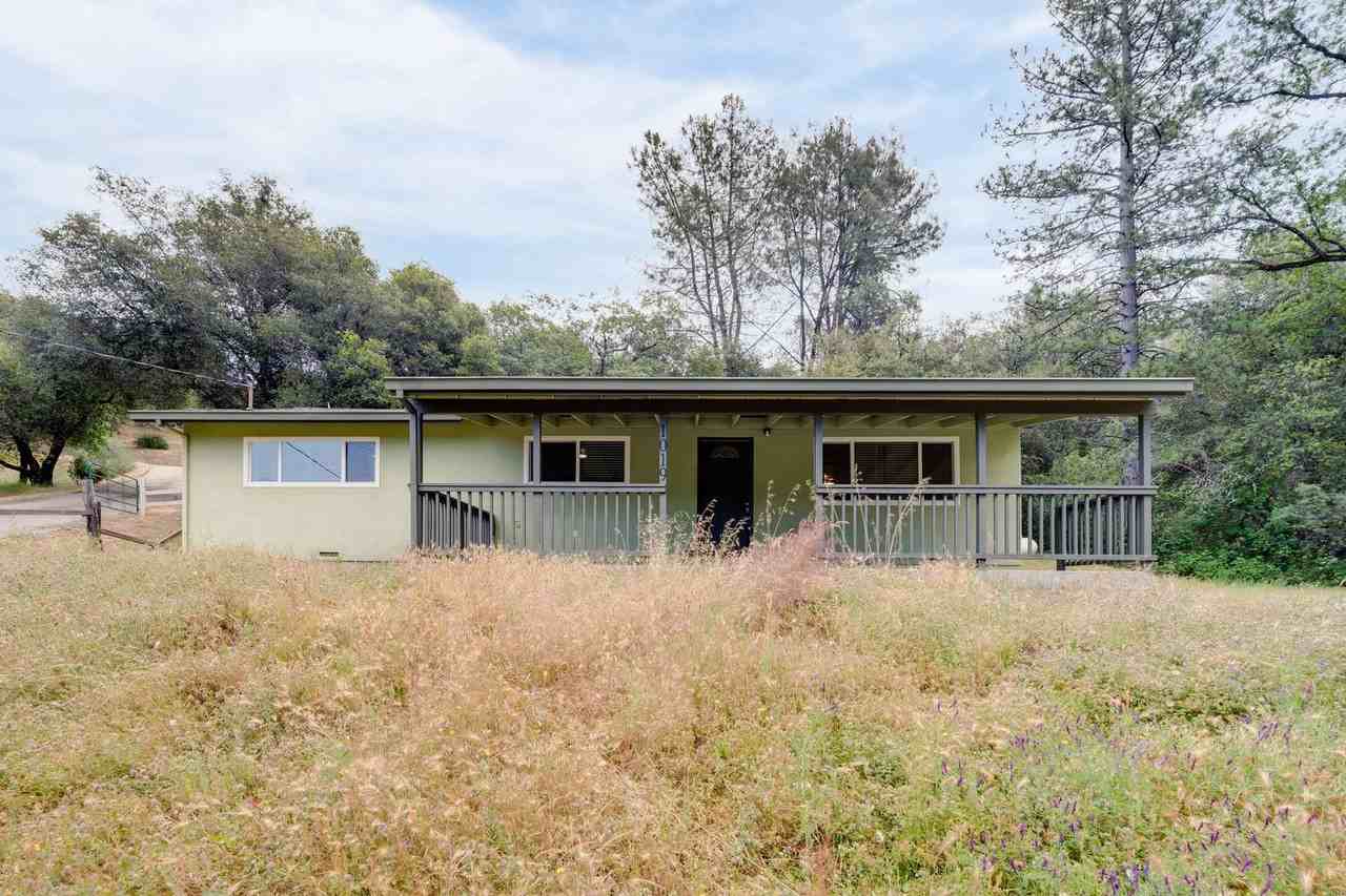 1019 Mount Aukum Ct - Photo 2 of 32