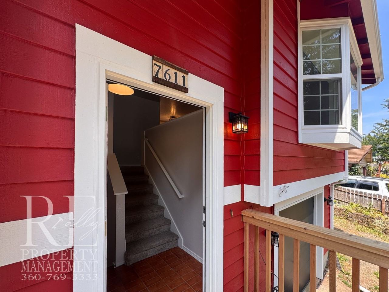 7611 Oak Park Dr Nw - Photo 3 of 29
