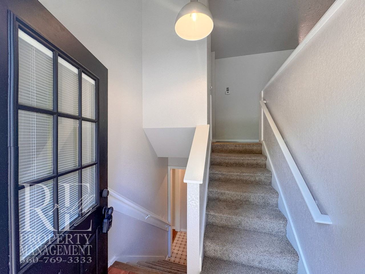 7611 Oak Park Dr Nw - Photo 4 of 29