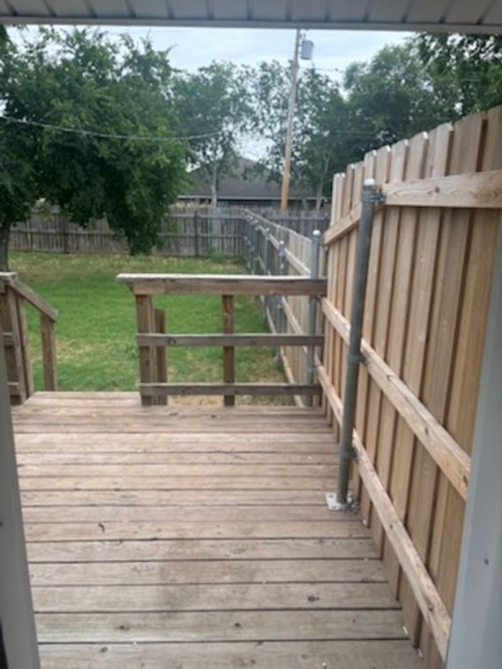2505 Sw D Ave #A - Photo 2 of 7