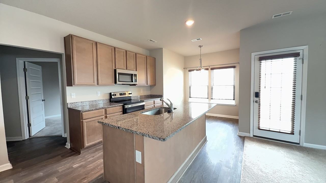 111 Honor Ln - Photo 2 of 9