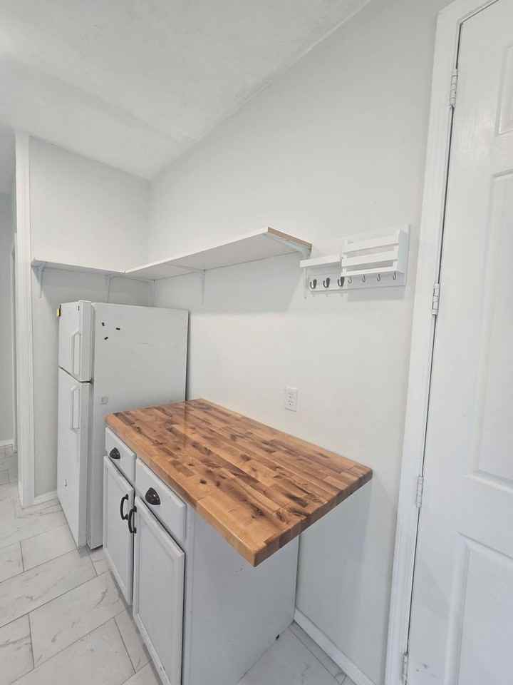 5325 Caprock Ct Ne - Photo 4 of 15