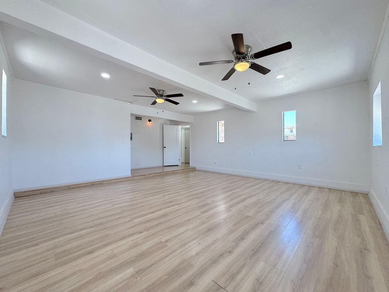 10617 Josie Pl - Photo 7 of 26