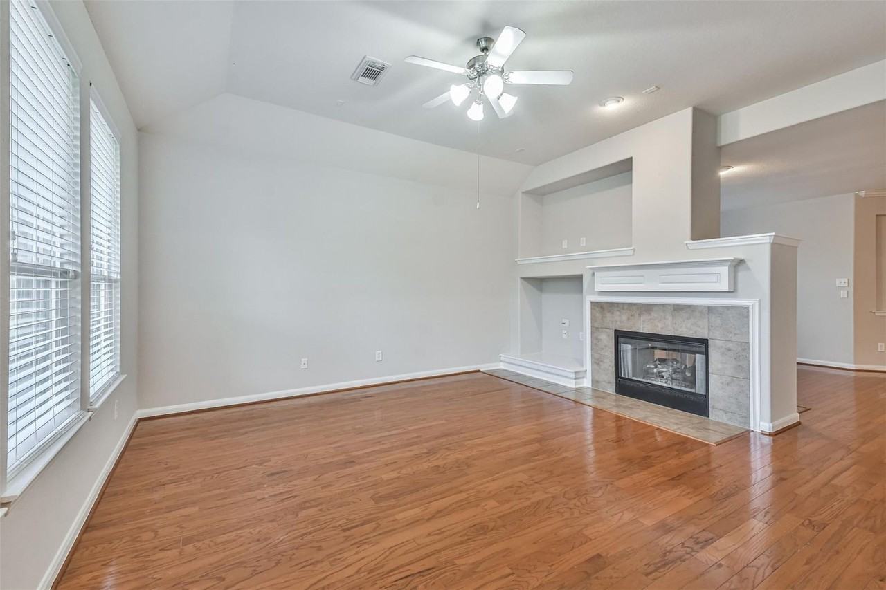 9506 Gramond Hall Ct - Photo 6 of 10