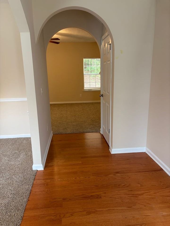 835 N Bay Overlook - Photo 2 of 50
