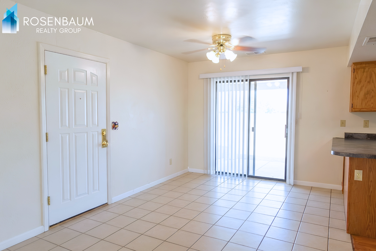 3442 N Greg Dr - Photo 3 of 11