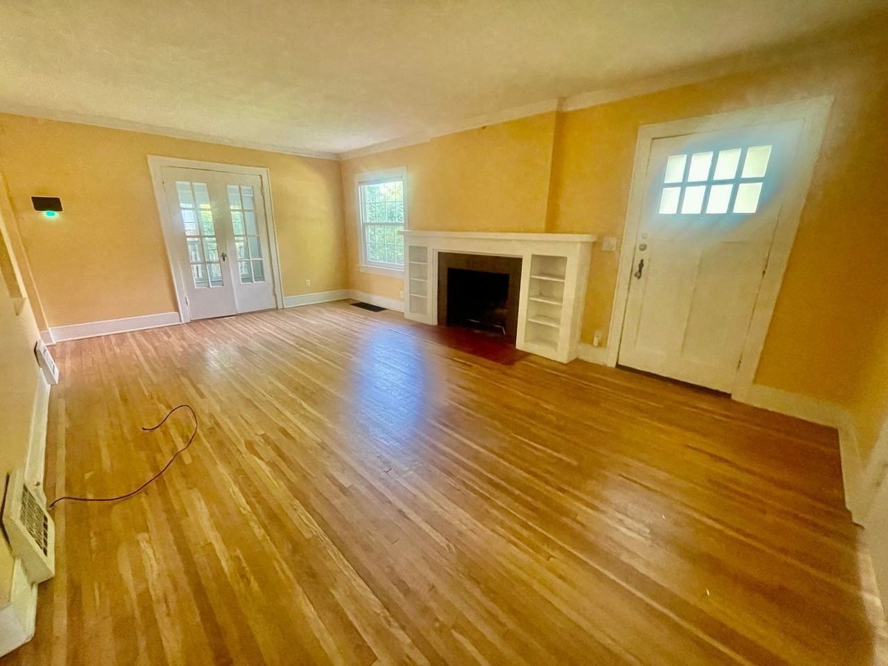 1715 S Kimbrough Ave - Photo 5 of 30