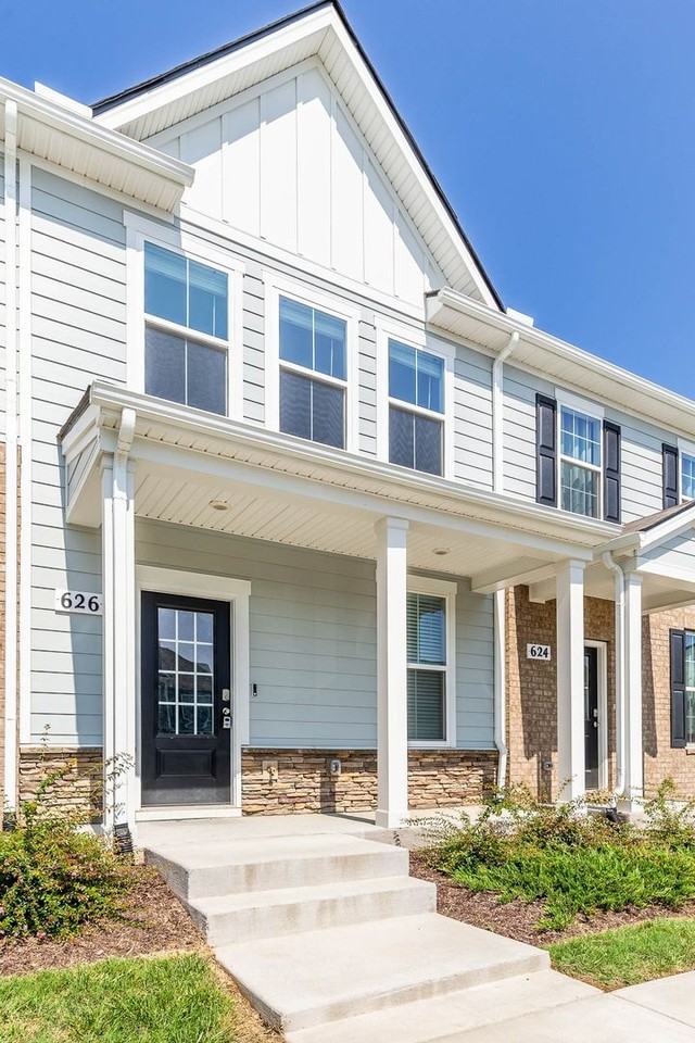 626 Longtail Ln - Photo 2 of 32