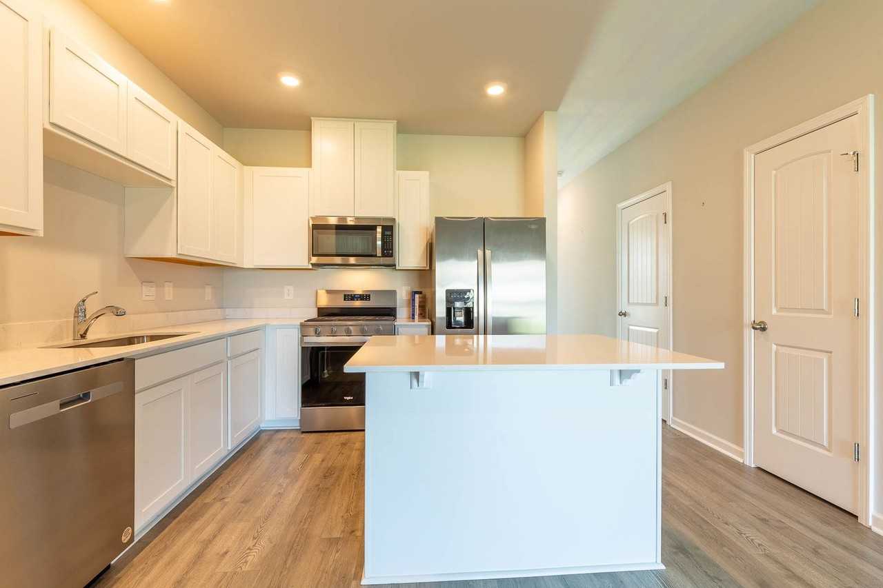 626 Longtail Ln - Photo 7 of 32