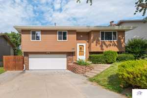 featured image of 5911 S 137th St