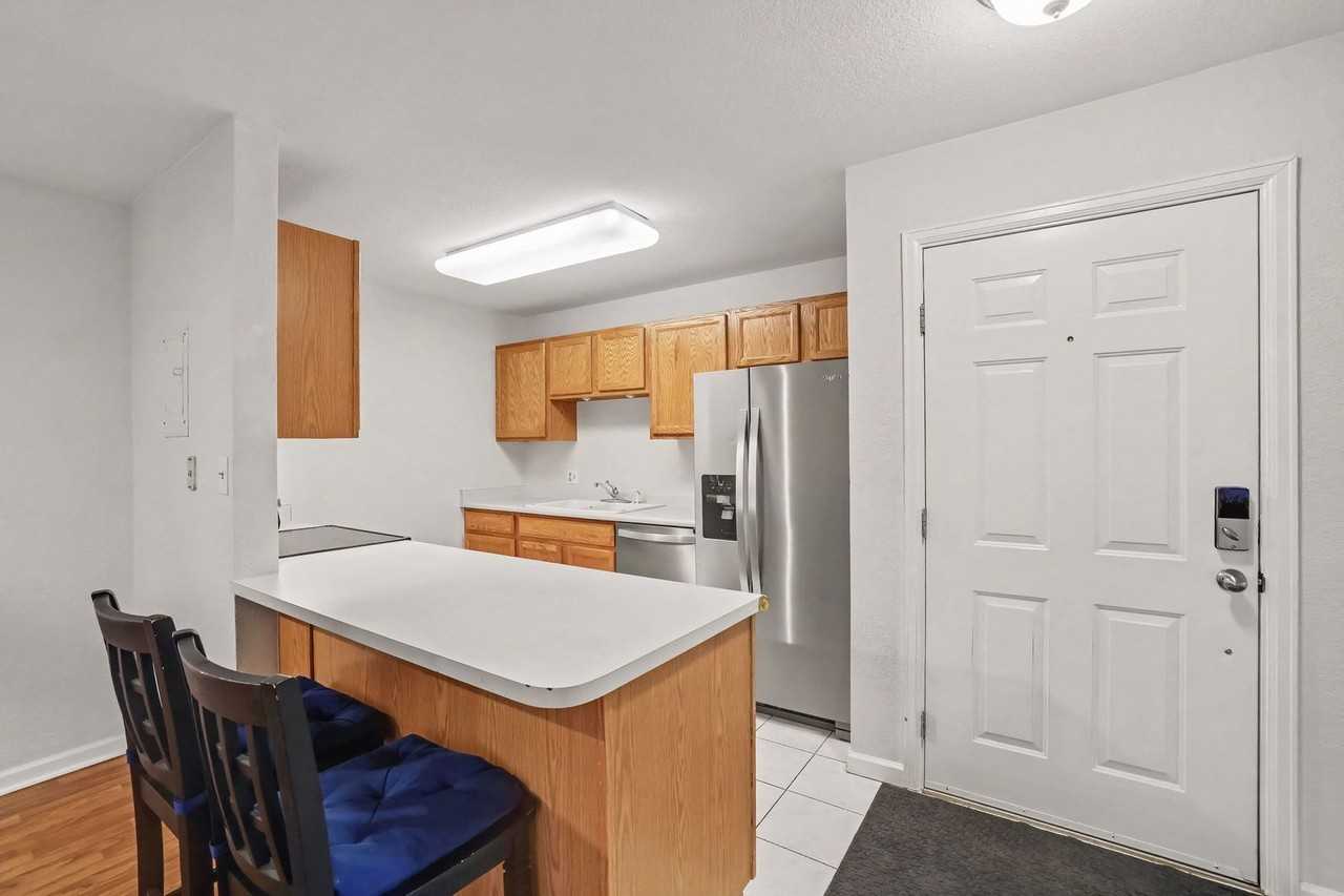 13085 W Cedar Dr #313 - Photo 6 of 23
