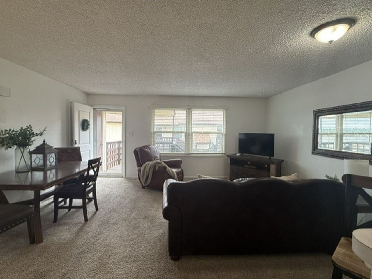 1522 Trent Ct #15 - Photo 4 of 18