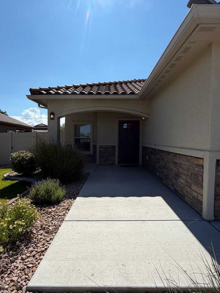 212 Monitor Mesa Ct - Photo 2 of 28