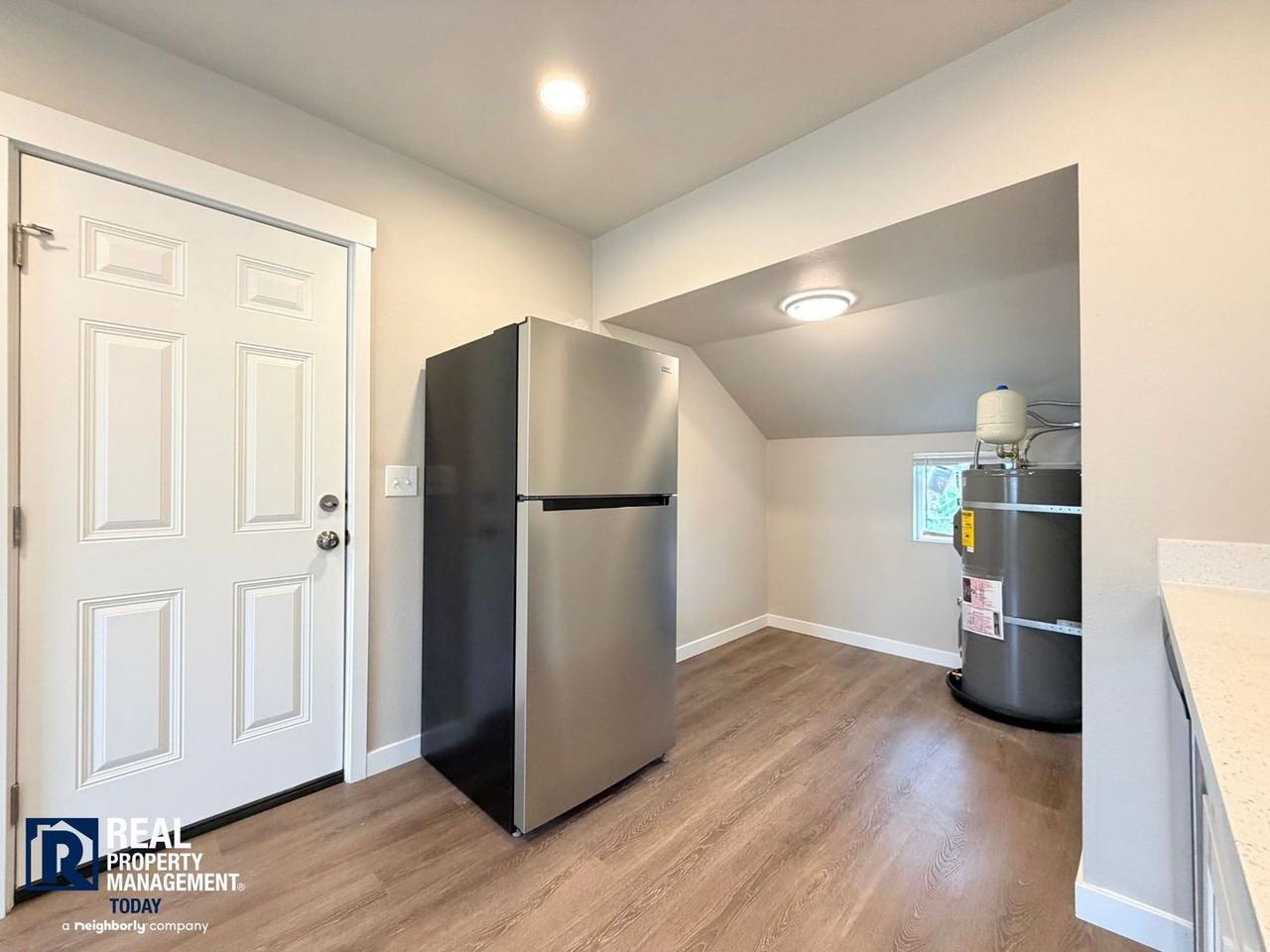 212 128th St S - Photo 4 of 16