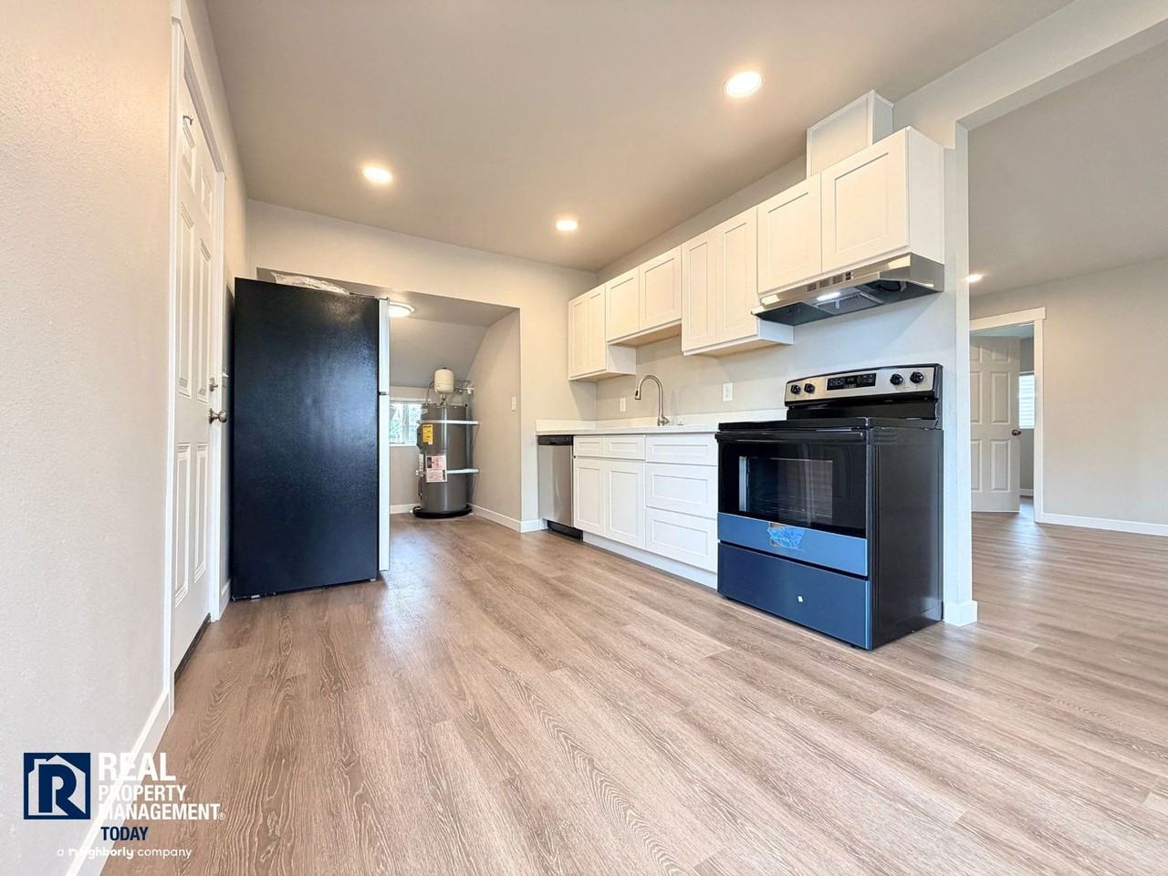212 128th St S - Photo 5 of 16