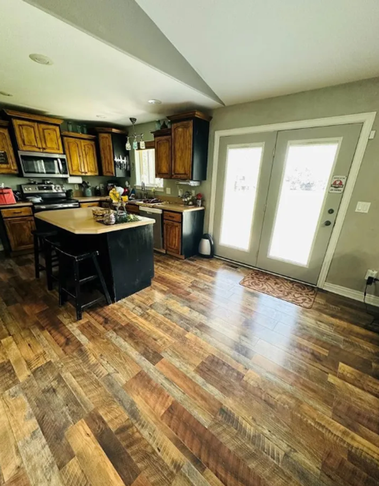 2 N 3737 E - Photo 7 of 39