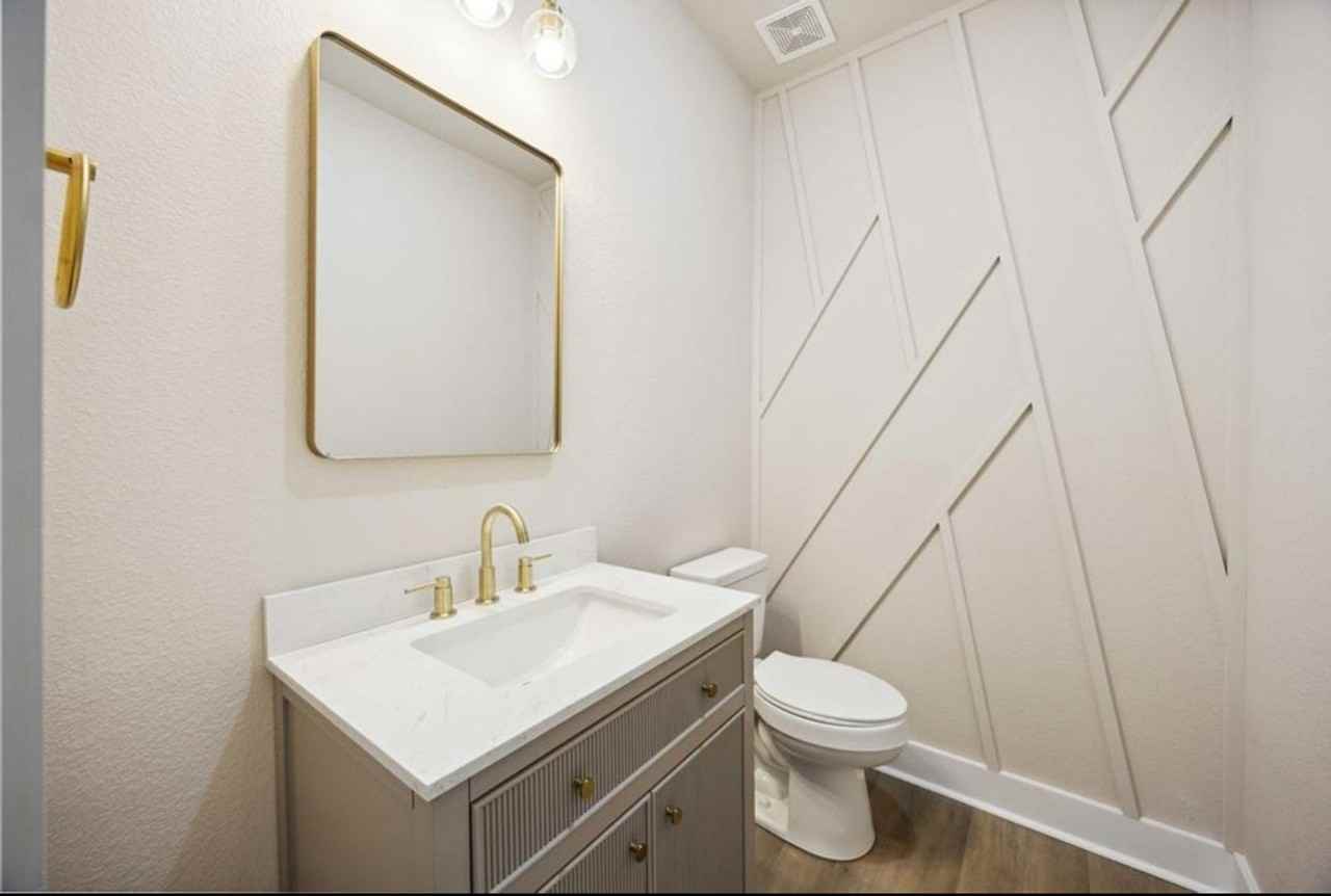 222 Canino Rd - Photo 4 of 15