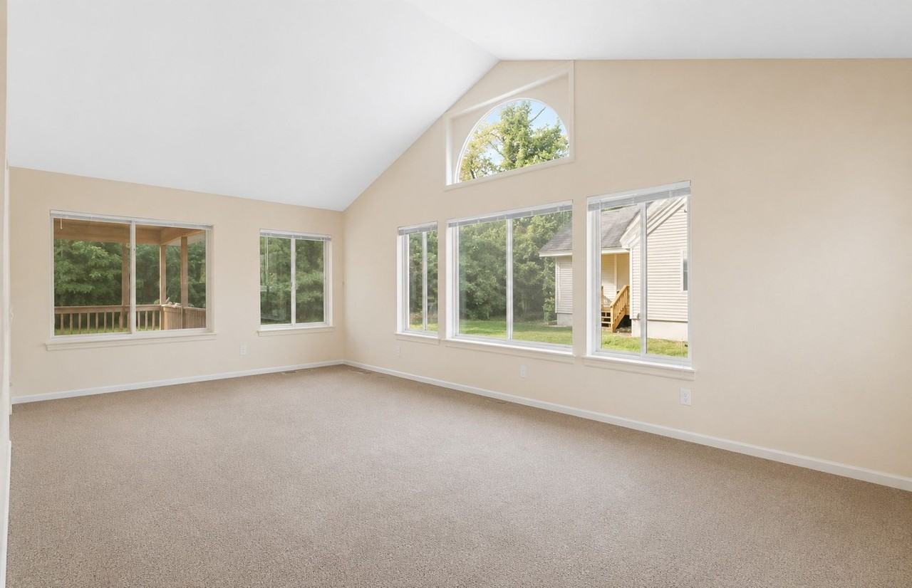 116 Mimosa Dr - Photo 6 of 16