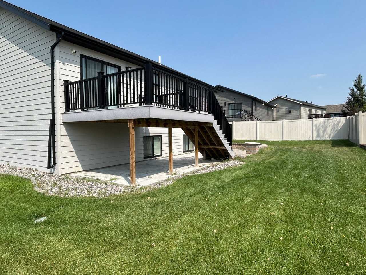 3214 Cody Dr - Photo 4 of 4