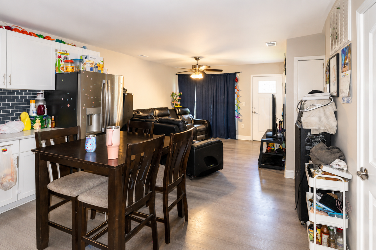 4606 Garda Dr - Photo 4 of 9
