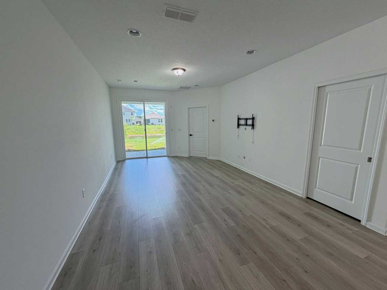 716 Cherry Elm Dr - Photo 5 of 22