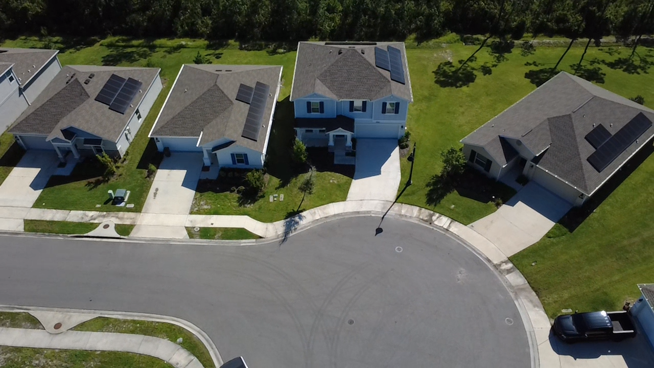 1098 Pacific Dunes Ct - Photo 4 of 50