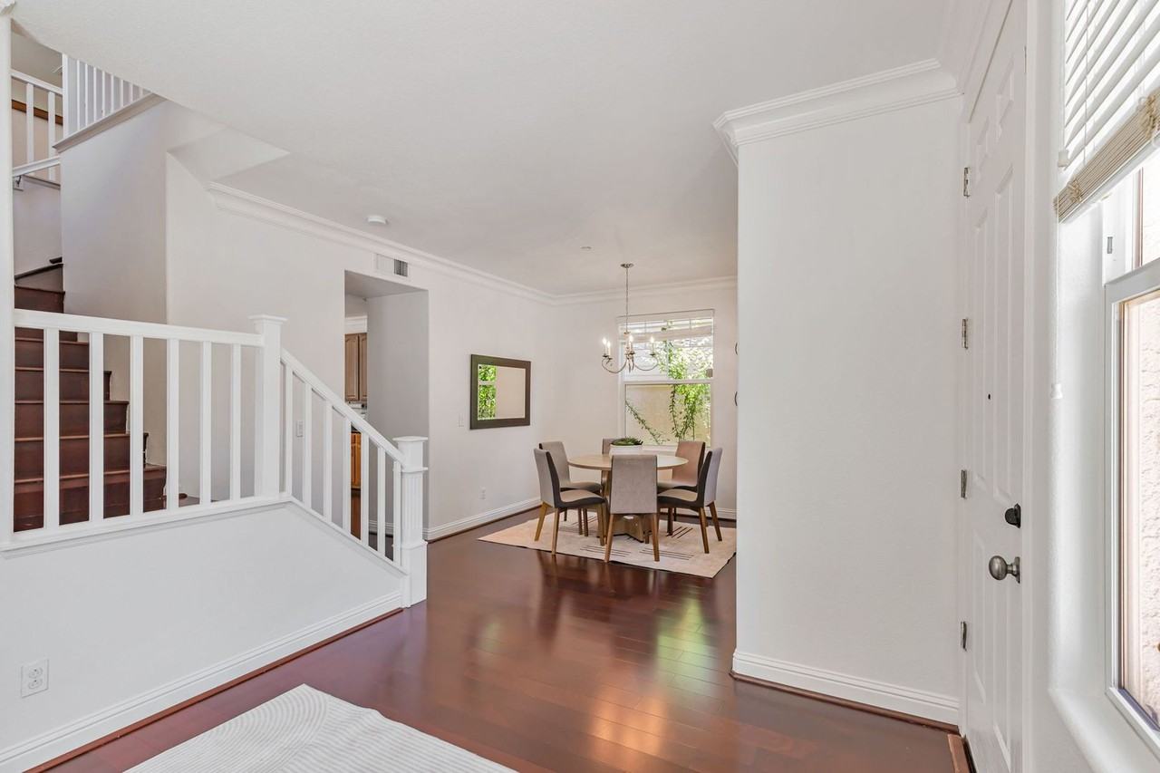 8940 Acorn Way - Photo 4 of 17